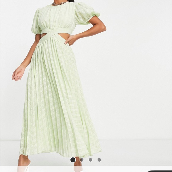 ASOS DESIGN Petite pleated cut out midi dress in apple green - Picture 1 of 4